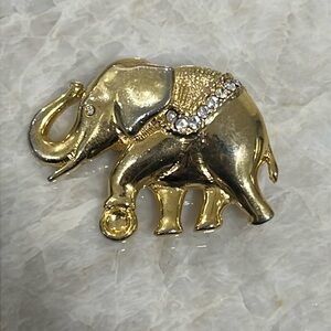 Gold plated elephant pin